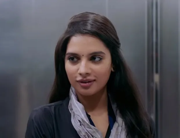 thadam heroine